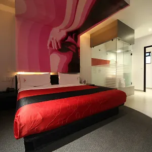 https://auto-hotel-marques-adults-only.hotels-in-queretaro.com
